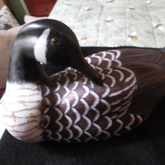 Vintage Hand Painted Wooden Duck Bird Figurine - Picture 1 of 6